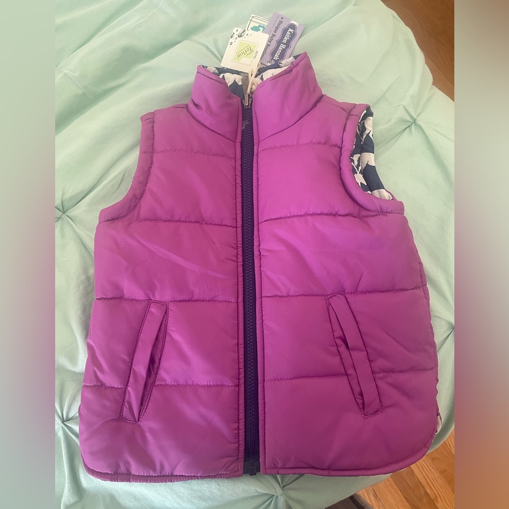 NWT Hartley girls reversible vest. Size 4.